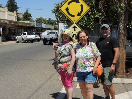 Familymebers at Red Cliff Market